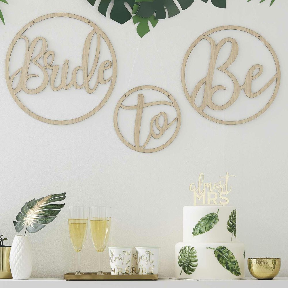 Bachelorette Party Backdrops |   Wooden Bride To Be Decoration Hoops Bachelorette Party Banners Bachelorette Party Backdrops