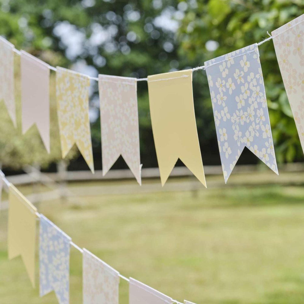 Bunting & Garlands |   Floral Flag Party Bunting Bunting & Garlands Bunting & Garlands