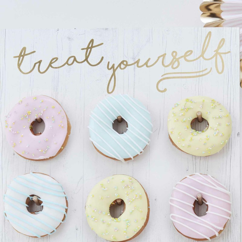 Donut Walls |   Donut Wall Stand Holder Candles & Cake Accessories Donut Walls