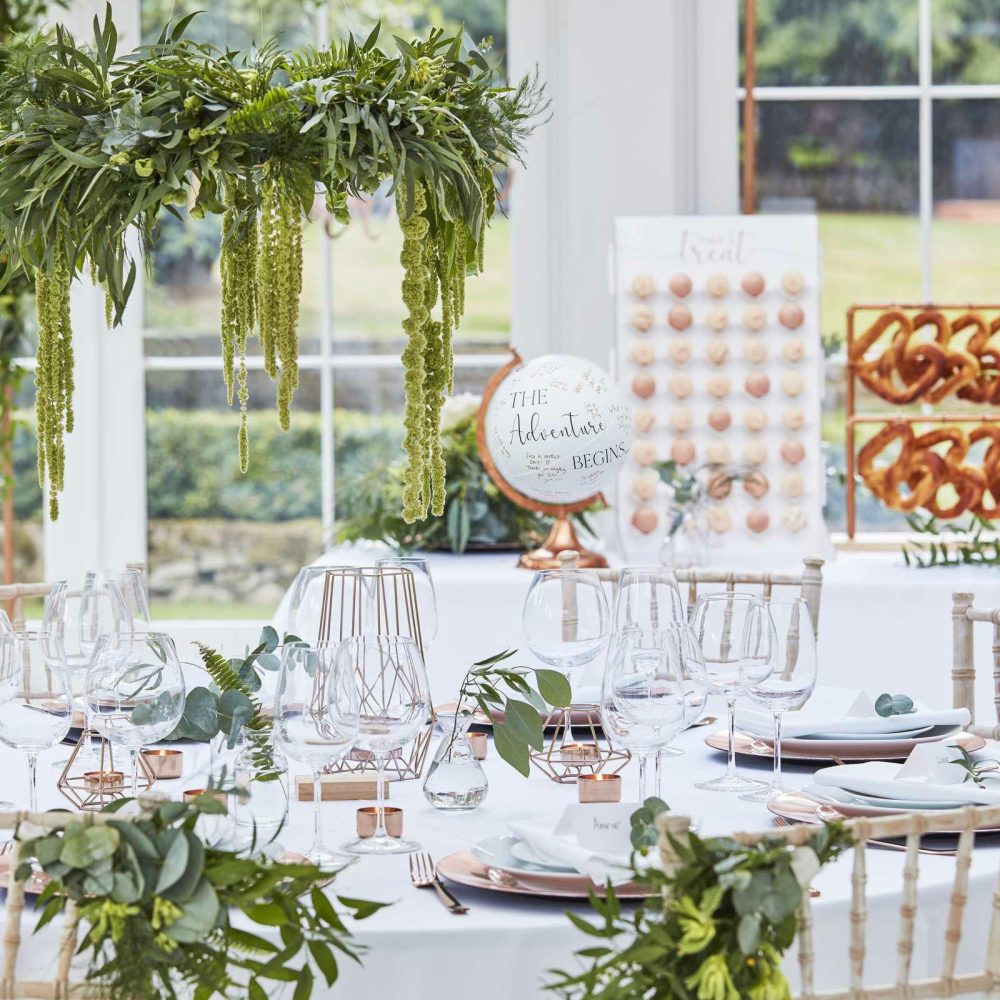 Flowers & Foliage |   Artificial Eucalyptus Garland With White Roses Flowers & Foliage Flowers & Foliage