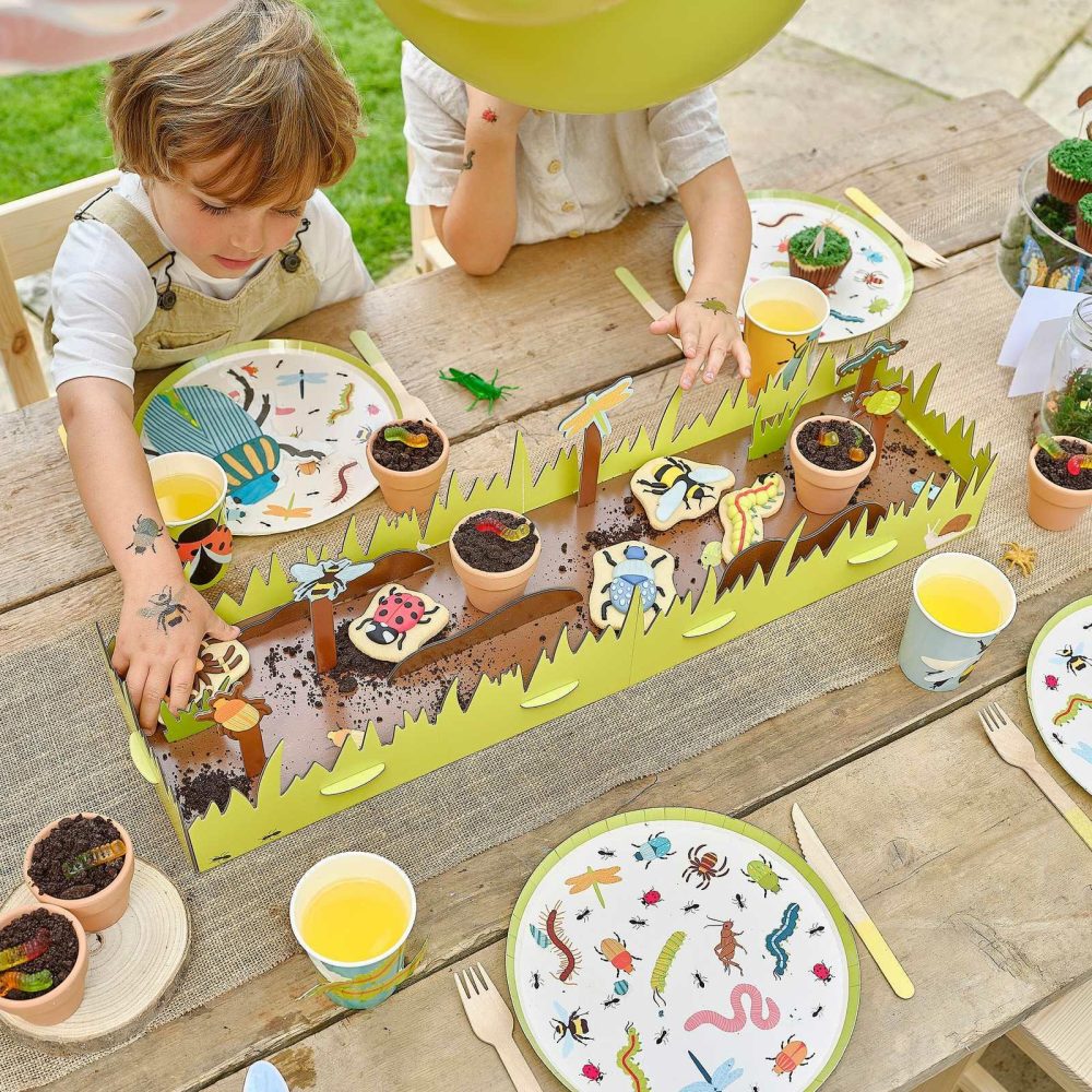 Grazing Boards |   Bug Hunt Grazing Board With Pop Up Bugs Candles & Cake Accessories Grazing Boards